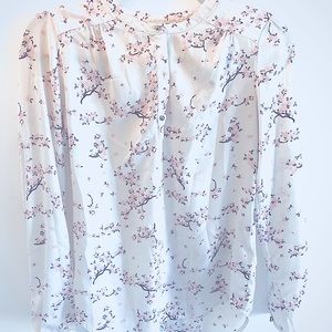 Simons Feminine Flowy Blouse